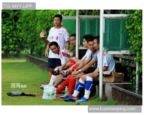 上海世纪公园足球明星汇聚展现绿茵风采与激情的盛大赛事盛典