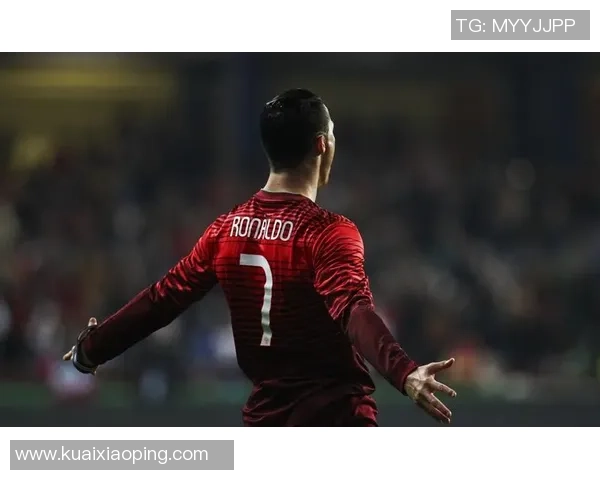 高清头像男足球明星展现魅力与风采的完美瞬间 高清头像男足球明星展现魅力与风采的完美瞬间